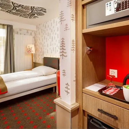 Hotell Swiss Night By Fassbind 3*