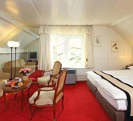Hotell Swiss Night By Fassbind 3*
