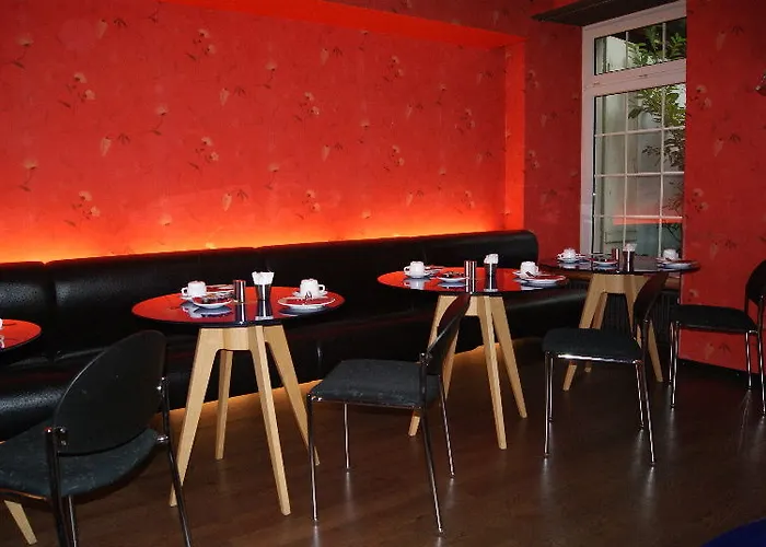 スイス ナイト バイ ファスビンド