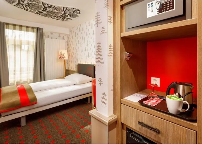 Hotell Swiss Night By Fassbind 3*