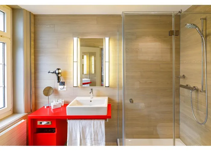 سويس نايت باي فاسبيند زيورخ