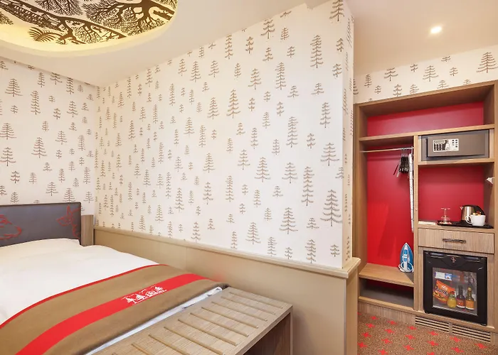 Hotel Swiss Night By Fassbind 3*